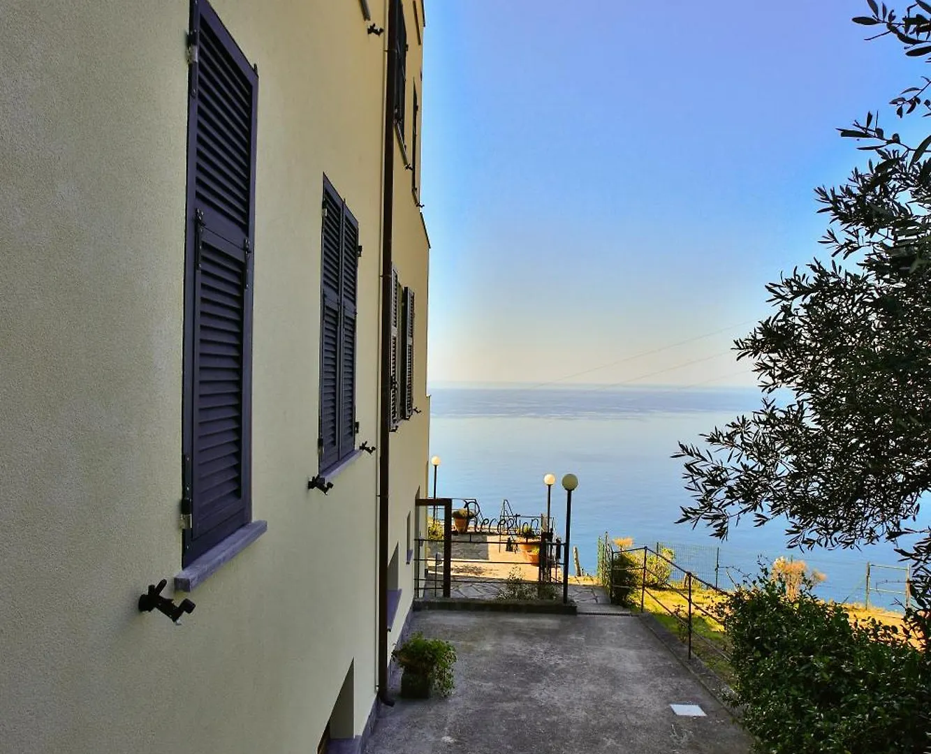 *** Hotel Albergo Luna di Marzo Volastra Italia