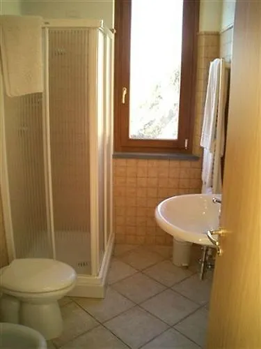 Albergo Luna di Marzo Volastra 3*,
