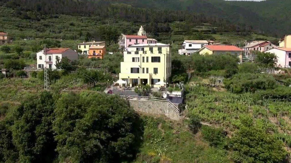 Albergo Luna di Marzo Volastra Hotel