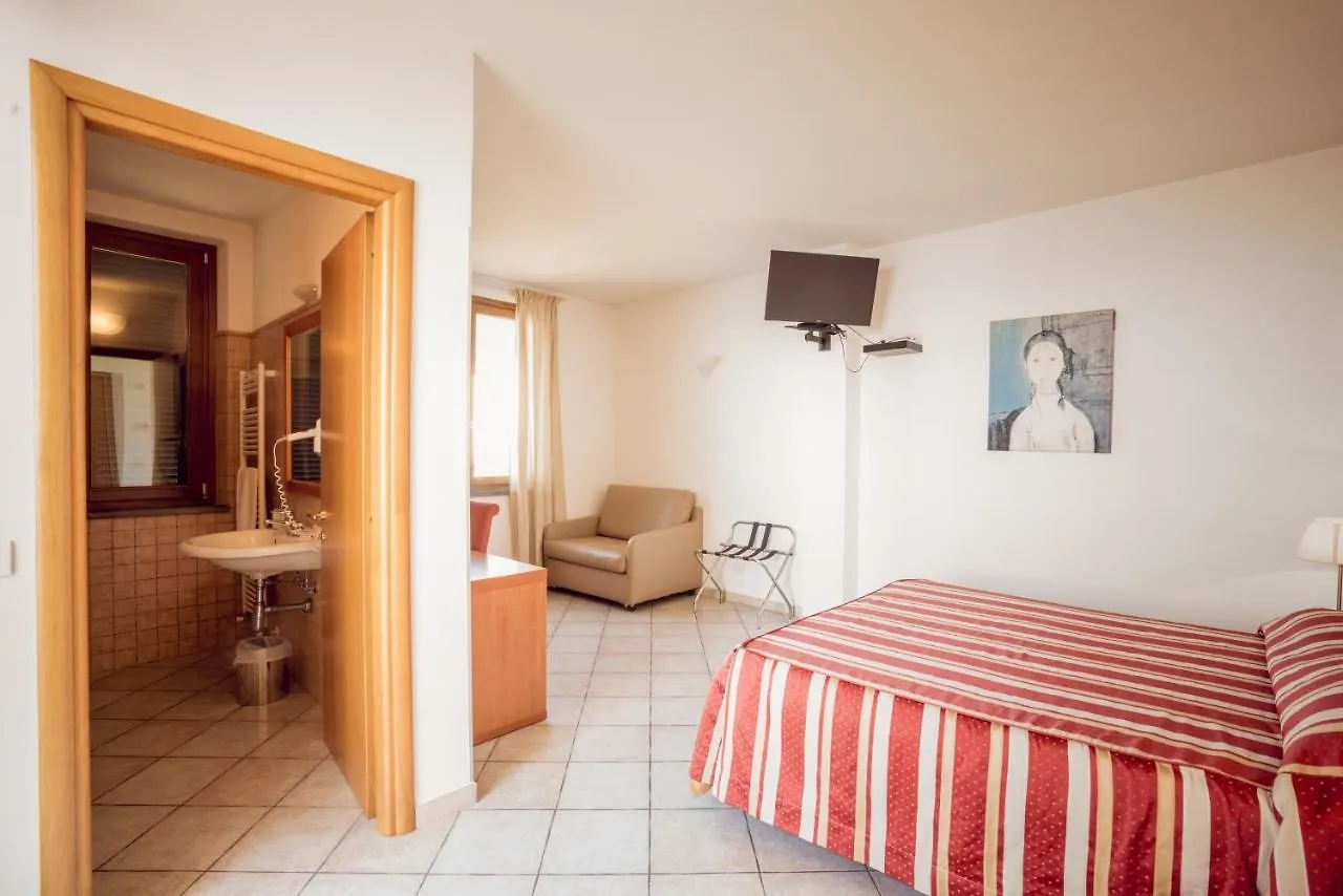 Albergo Luna di Marzo Volastra 3*,