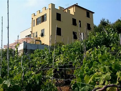 Luna Di Marzo Hotel Volastra